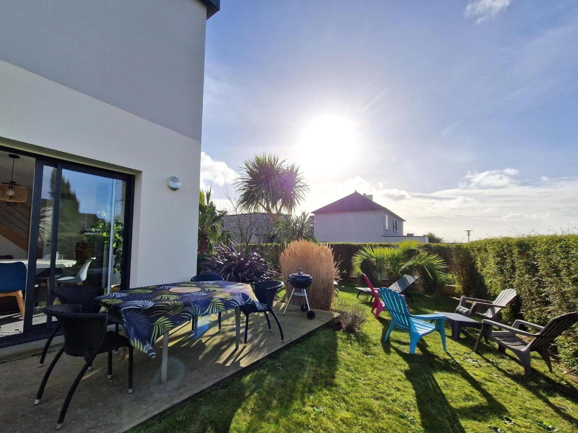 Beautiful Holiday Home In The Bay Of Morlaix Carantec Exterior foto